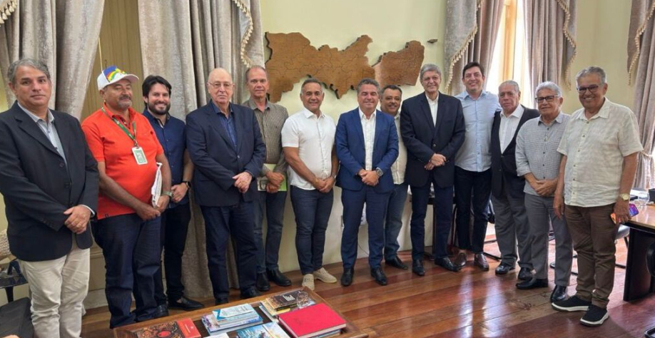 Pleito dos produtores de cana-de-açúcar havia sido debatido, em reunião, com o secretário da Casa Civil, Túlio Vilaça  - Foto: Divulgação