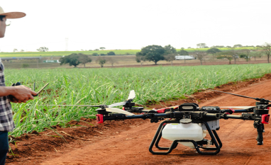 Como se tornar um piloto de drone agrícola?