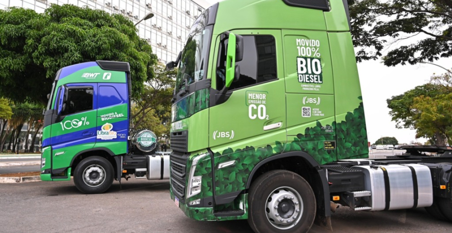 Veículos a etanol e biodiesel durante o evento 