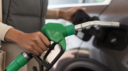 Etanol pressiona preços e açúcar reduz superávit global