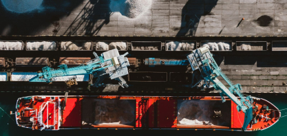 Navios com fertilizantes se acumulam em portos do Golfo Pérsico; veja vídeo