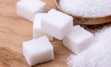 Açúcar recua nas bolsas internacionais e se mantém estável no mercado interno