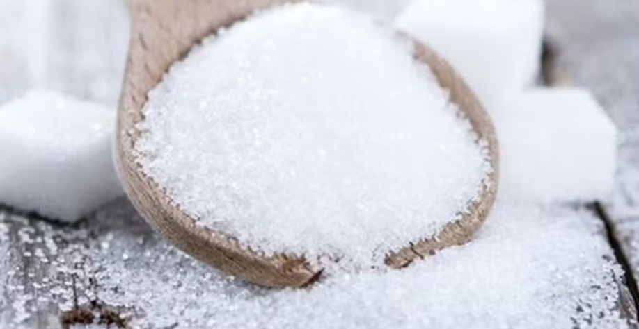 No Brasil, a produção total da safra deve cair para 43,8 milhões de toneladas de açúcar — Foto: Thinkstock