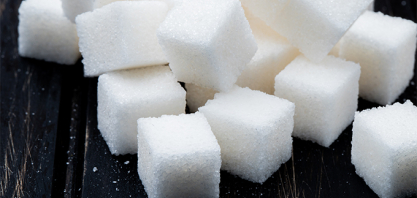 Açúcar fecha março em queda nas bolsas internacionais, mas mantém alta no mercado interno