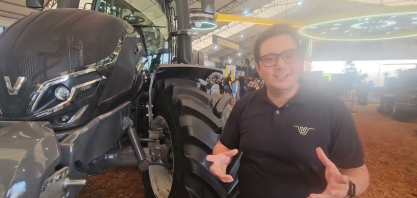 Na Agrishow 2026, Valtra apresenta pela primeira vez no Brasil o Talking Tractor, o trator que fala