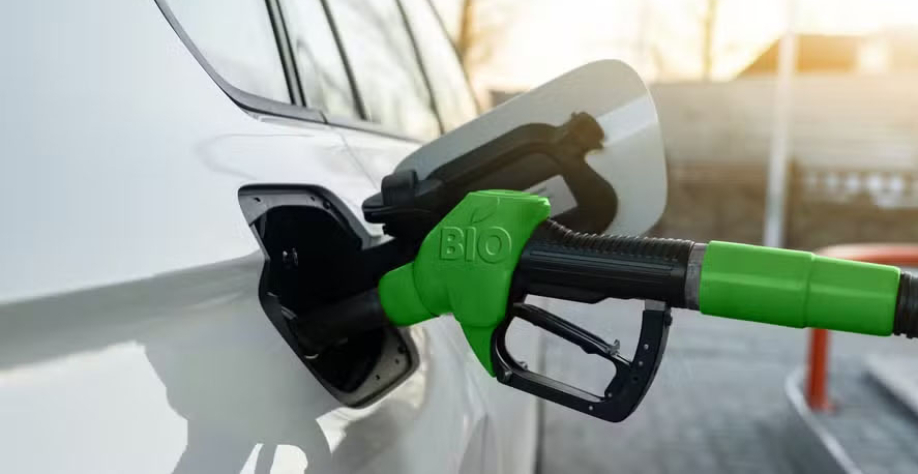 O aumento da mistura do biodiesel é visto como uma oportunidade para o Brasil reduzir sua dependência da importação de diesel fóssil — Foto: Canva/ Creative Commoms