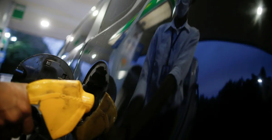 Etanol hidratado apresentou uma redução de 1,2% na comparação com a semana anterior.  Adriano Machado/Reuters