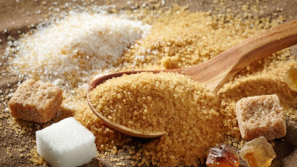 Açúcar oscila e mantém suporte com petróleo, apesar de pressão no mercado