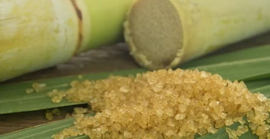 Diversas consultorias estão prevendo um superávit na produção de açúcar que pode superar 2 milhões de toneladas em 2026/27 — Foto: Globo Rural