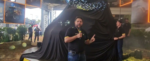 Valtra lança na Agrishow a nova Série de Tratores M5, considerada a evolução do lendário Valtra BH