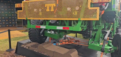 TT do Brasil lança na Agrishow plantadora de cana com alto nivelamento e monitor de plantio