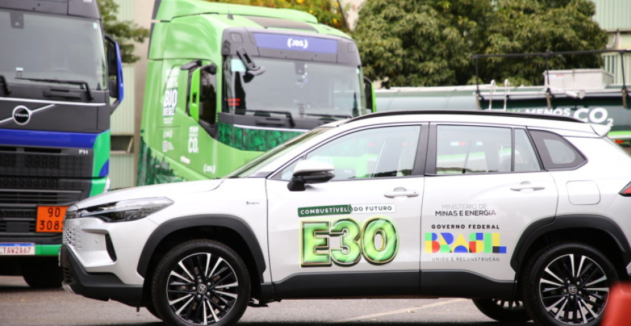 Veículos a etanol e biodiesel durante o evento 
