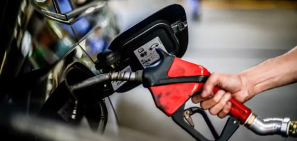 Governo publica decreto que fixa em R$ 0,44 subsídio por litro da gasolina