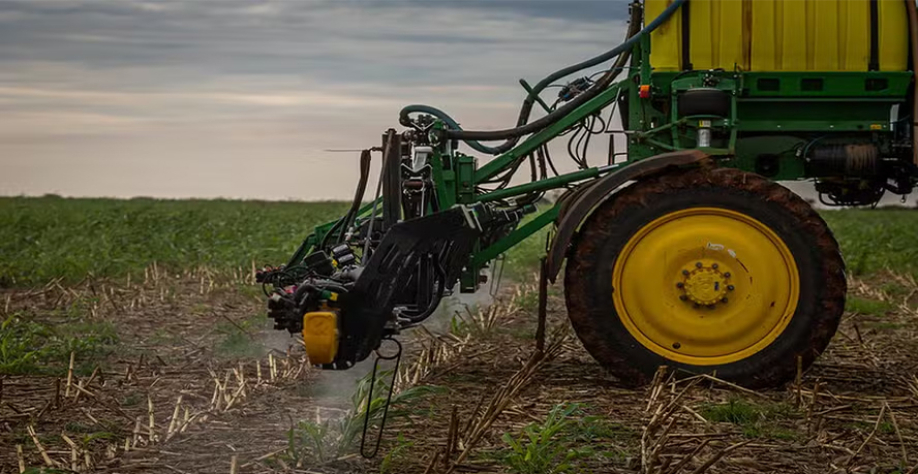 Venda de máquinas agrícolas segue em baixa no Brasil — Foto: Wenderson Araujo/CNA
