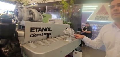 Na Agrishow 2026, Valtra apresenta motor a etanol para tratores. A tecnologia será lançada em 2028