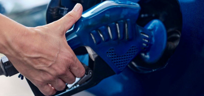 Preços dos Combustíveis mantêm trajetória de queda em agosto, e etanol amplia vantagem sobre gasolina, aponta Veloe/Fipe