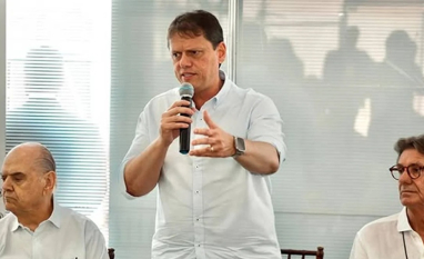 Tarcísio critica falta de subsídio federal a produtores de cana de SP